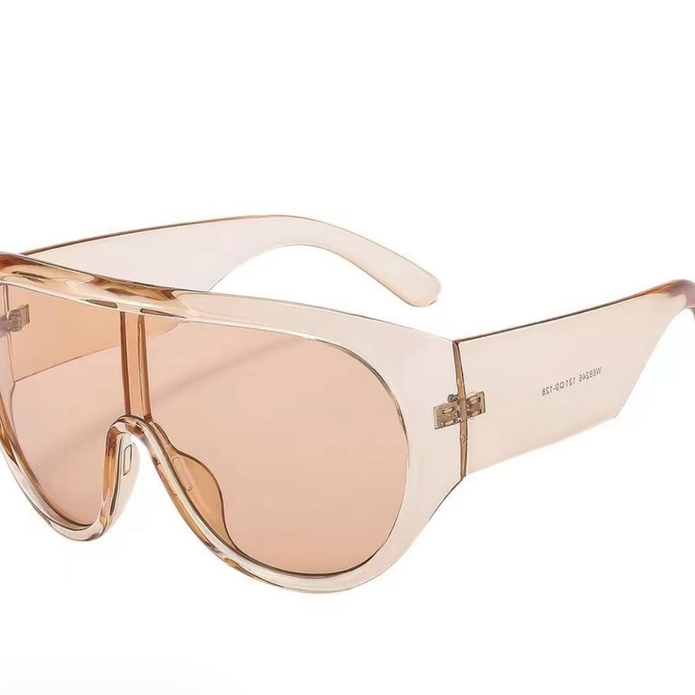 Stylish Champayne Sunglasses